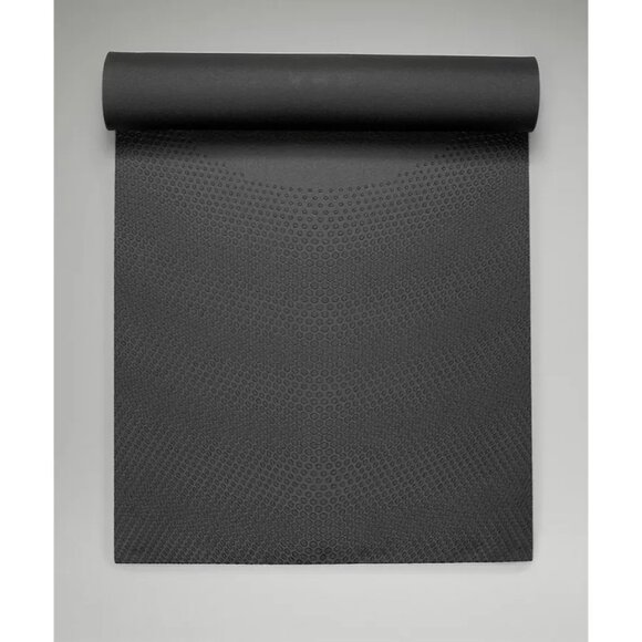Lululemon The Workout Mat 6mm 26" x 71" Grippy Surface Black For High-Intensity - Picture 4 of 4